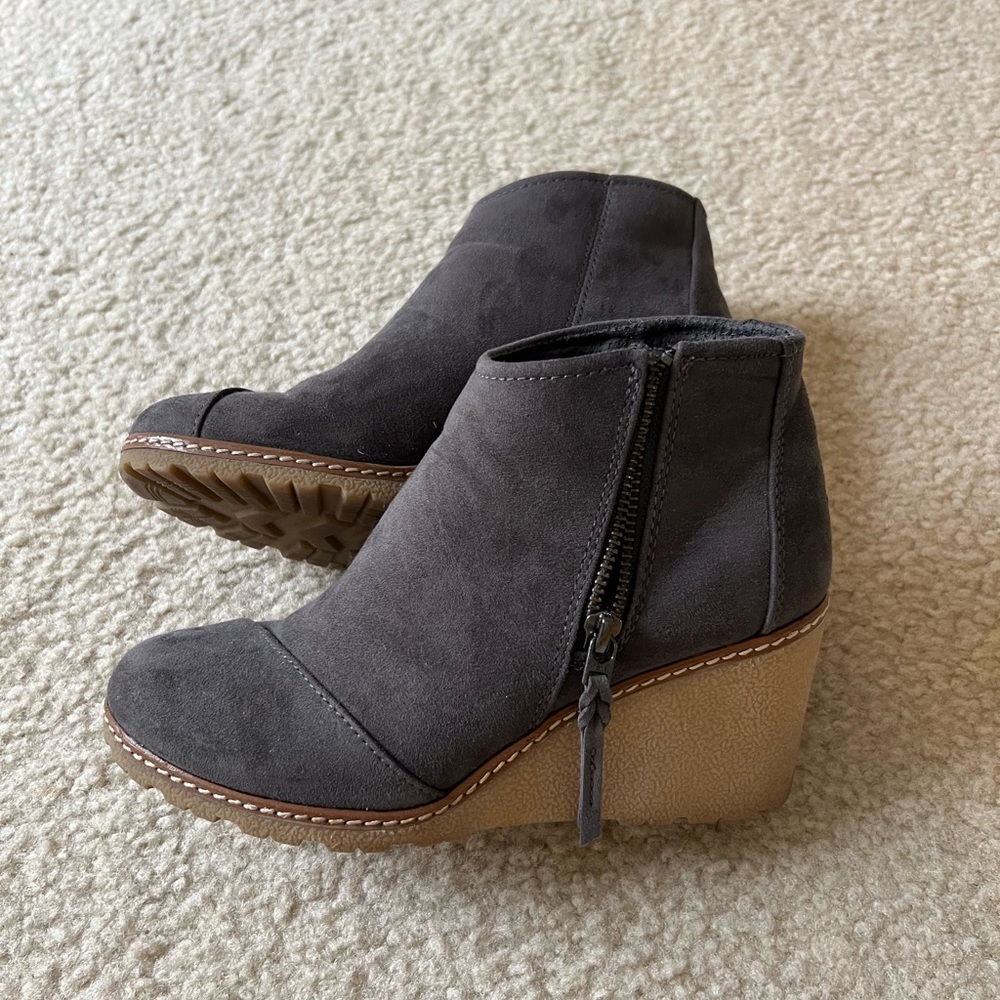 Toms Grey Suede Wedge Zipper Ankle Bootie